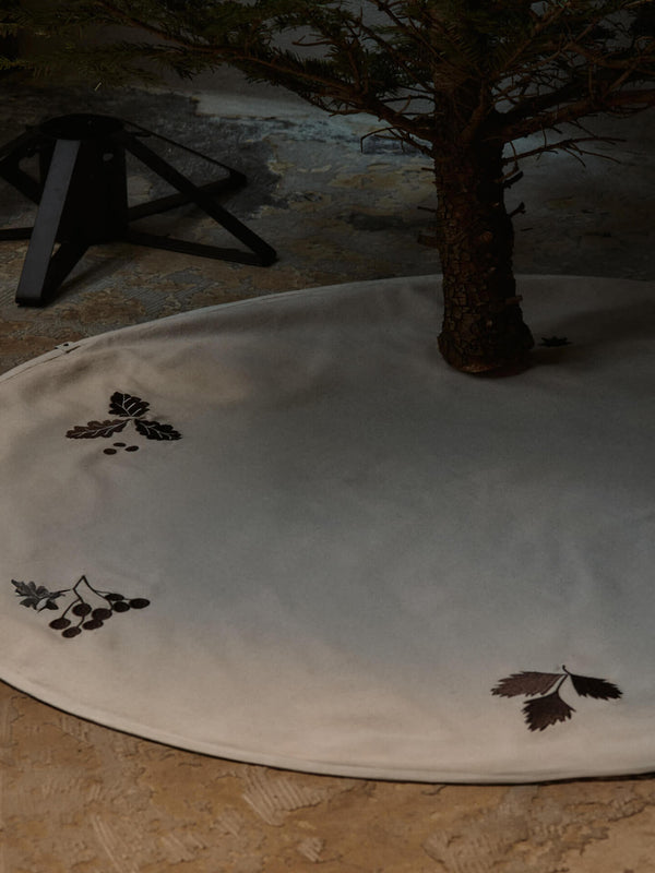 Oak Christmas Tree Blanket - Round - Natural